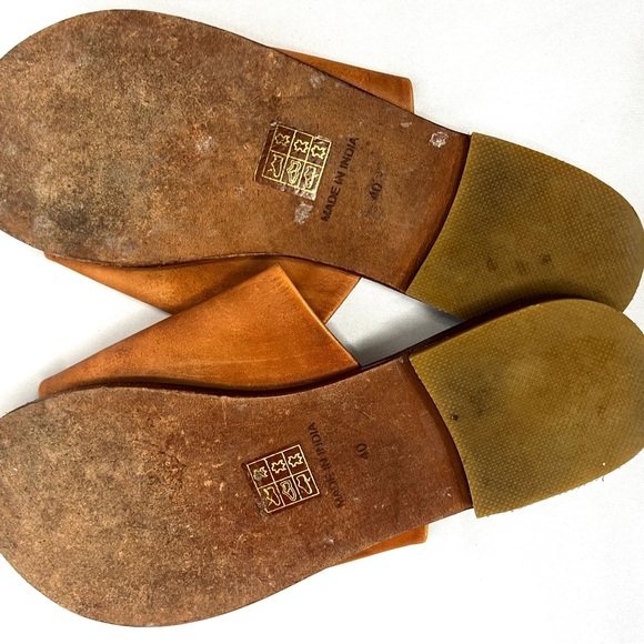 Free People Leather Slide Sandals Cognac  Tan Distressed Boho Minimalist Size 9 - Picture 8 of 8
